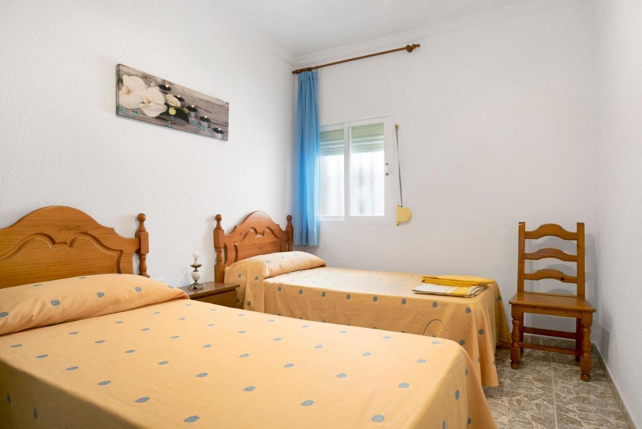 Apartamento Ruz Bajo Конил-де-ла-Фронтера Екстериор снимка